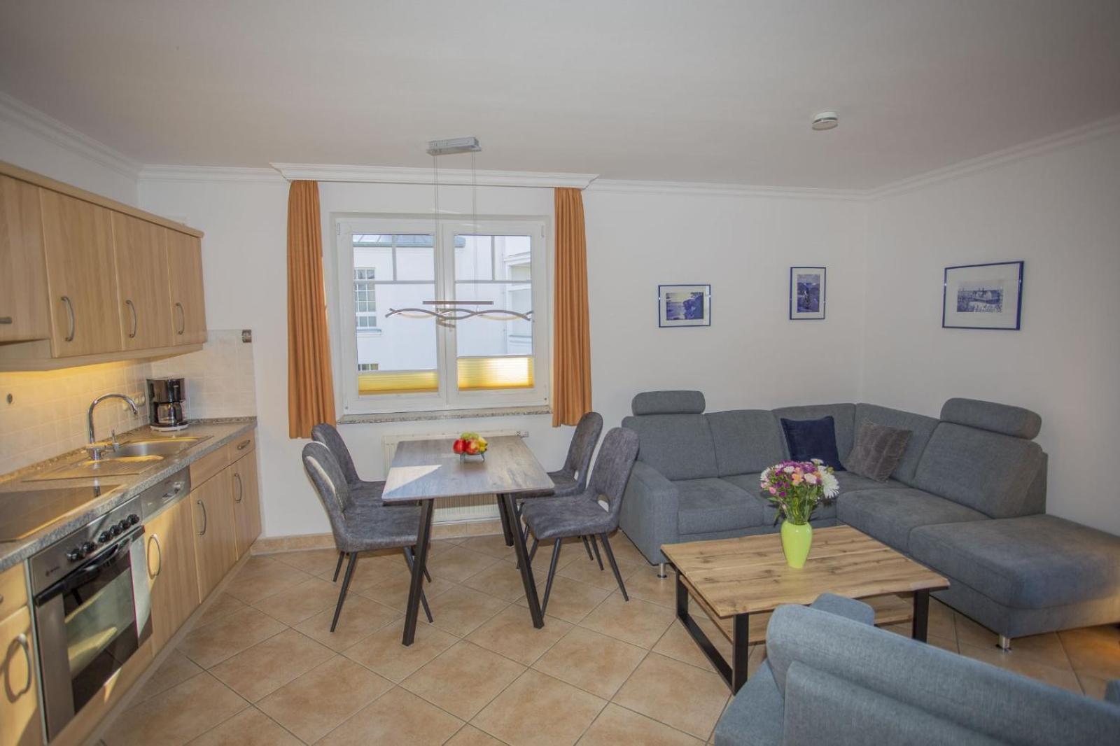 Ferienhaus Zum Suedstrand Sellin  Bagian luar foto